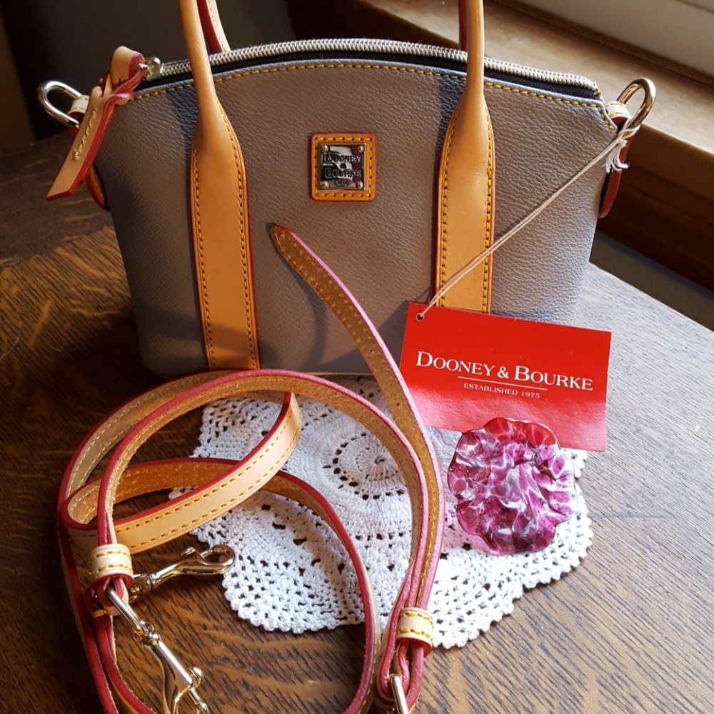 NWT Dooney & Bourke purse